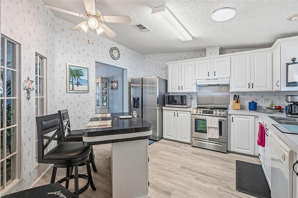 2457 Ivywood Dr Brooksville, FL 34604 - Thumbnail 4