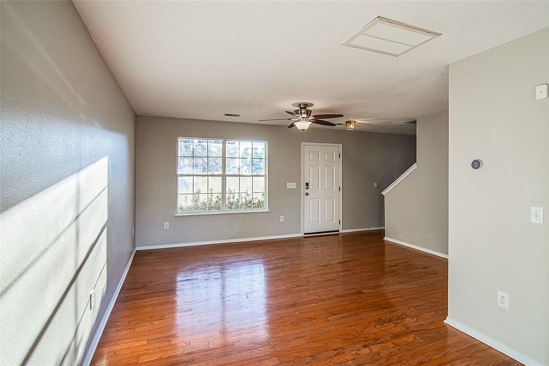 403 Tripmont Ct Simpsonville, SC 29680 - Thumbnail 4