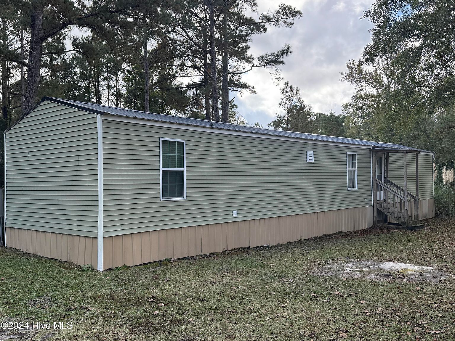 587 Mary Lou Ln SW Supply, NC 28462 - Thumbnail 4