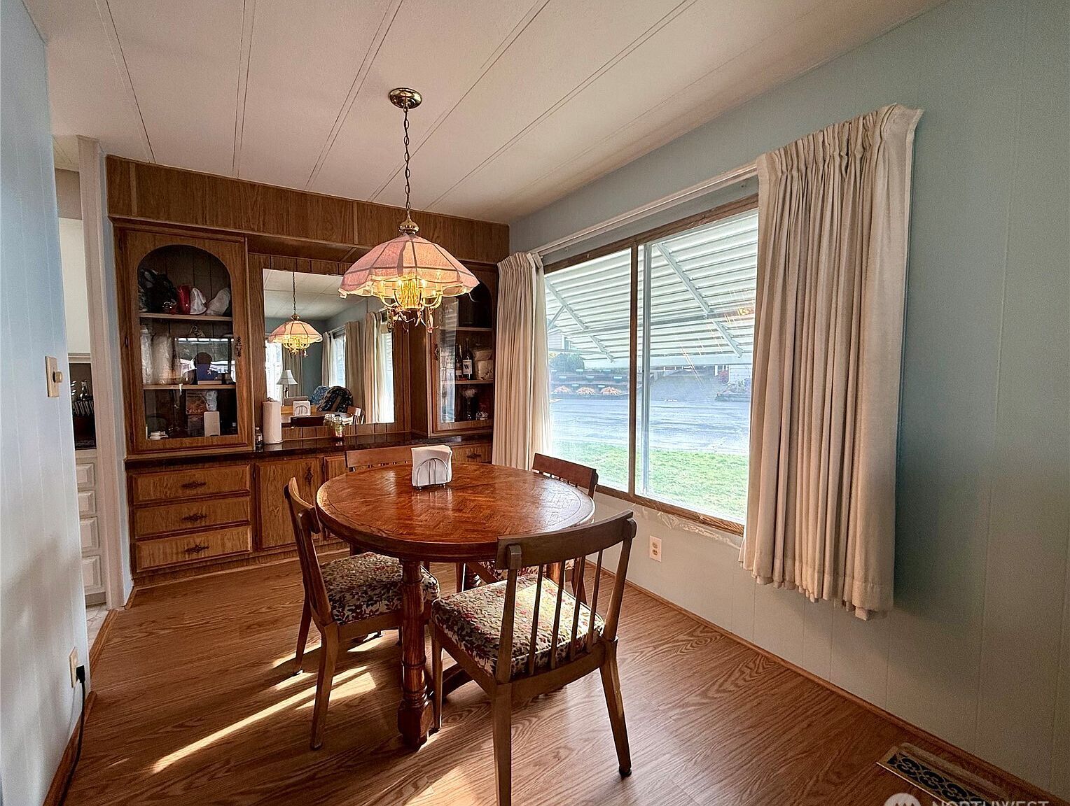 11622 Silver Lake Rd TRAILER 55 Everett, WA 98208 - Thumbnail 4