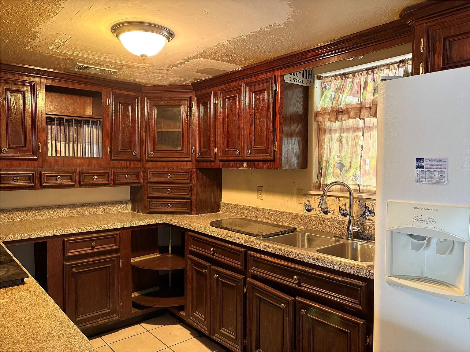 2131 Campbell Rd Houston, TX 77080 - Thumbnail 4