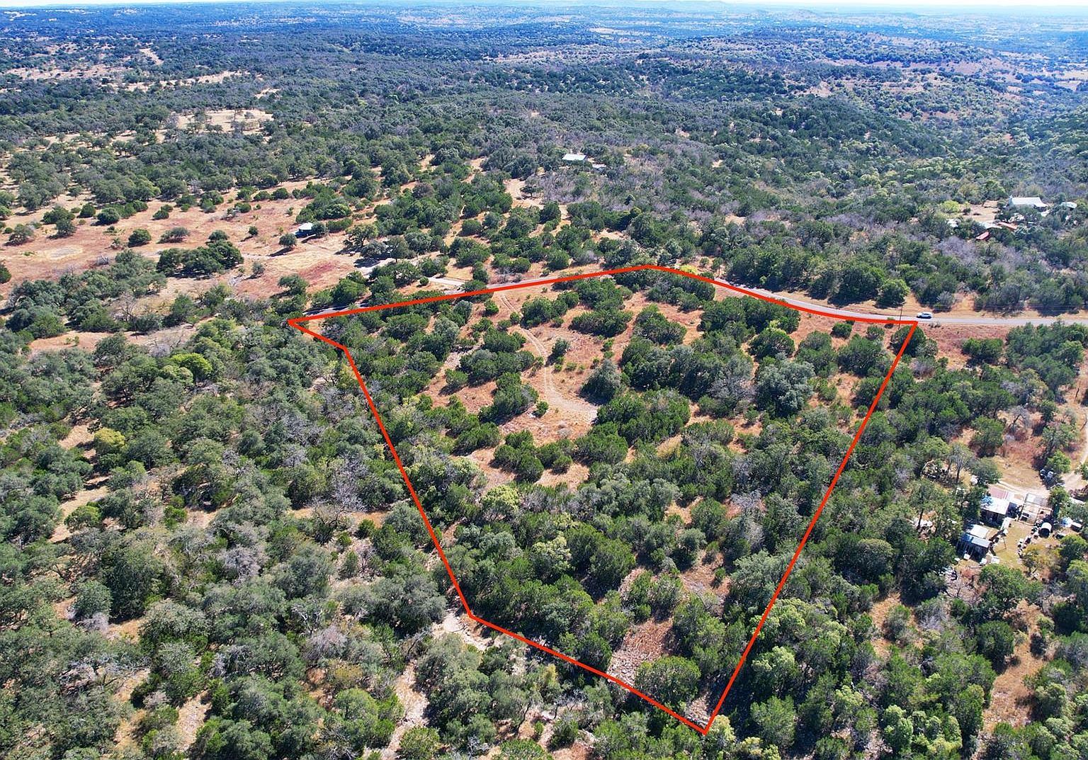 610 Deer Rd Fredericksburg, TX 78624 - Thumbnail 4