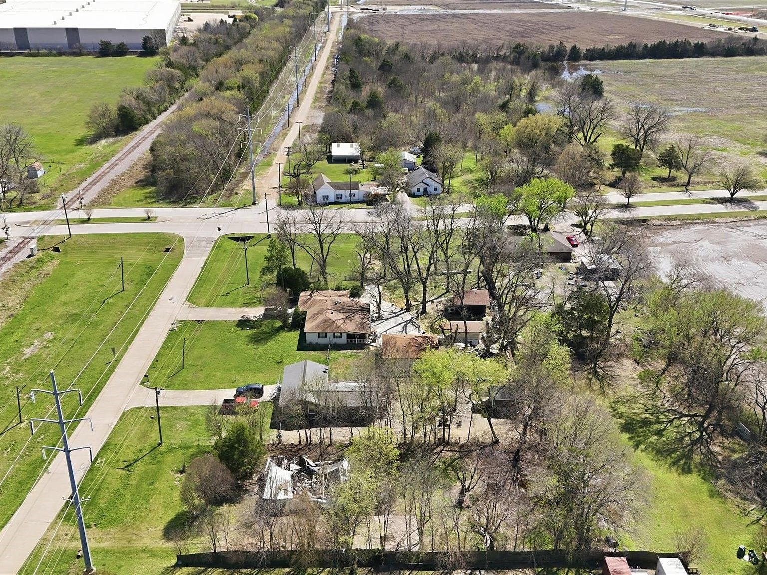 125 Summers St Wilmer, TX 75172 - Thumbnail 4