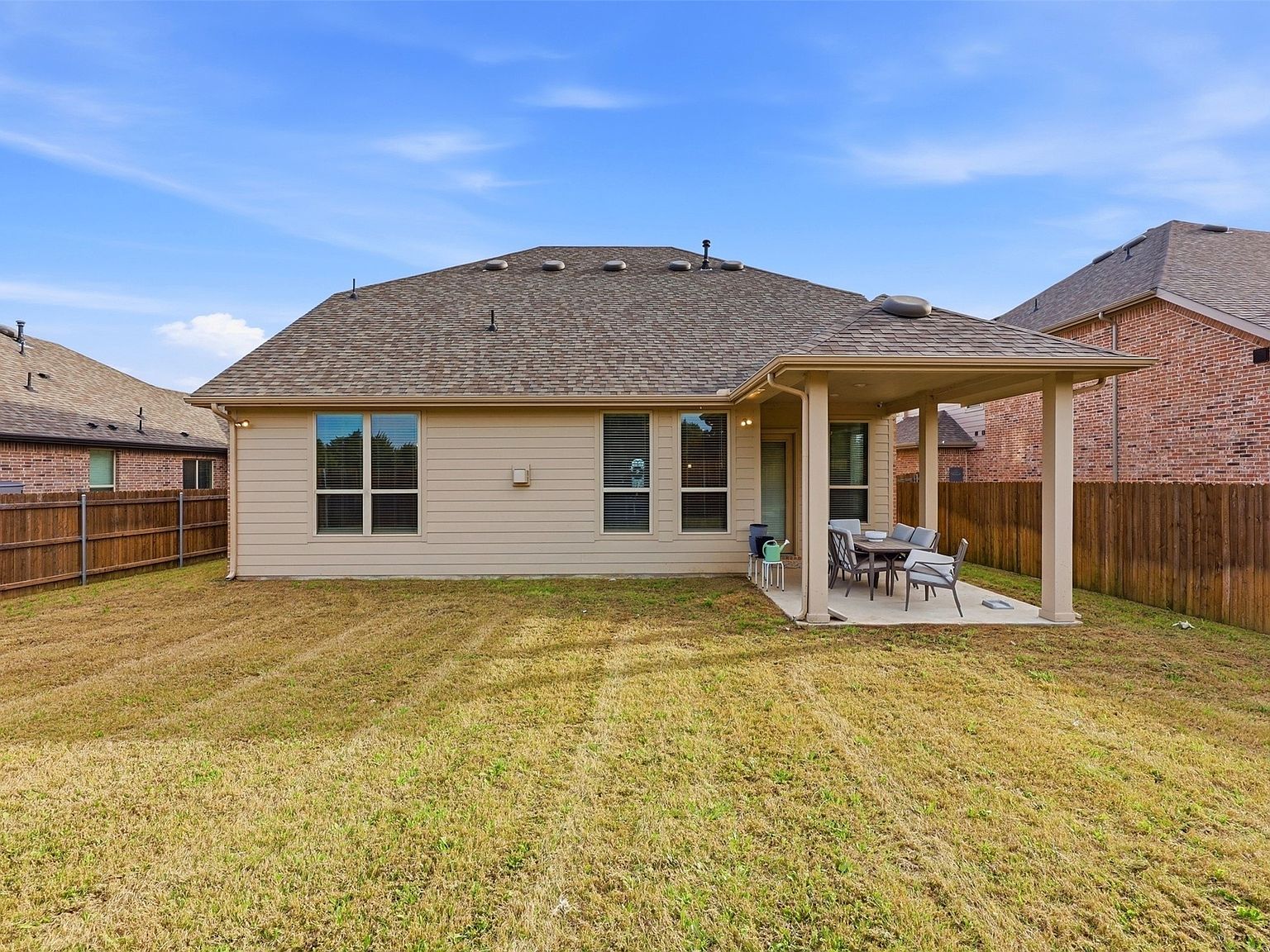 2352 High Plain Ln Waxahachie, TX 75167 - Thumbnail 4
