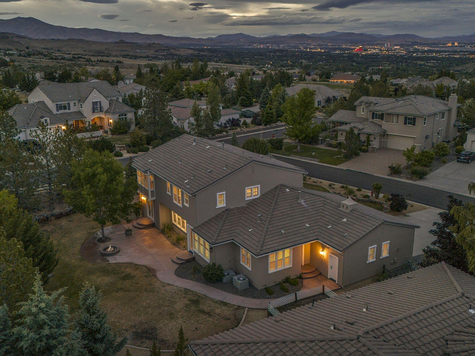 2965 Roundrock Ct Reno, NV 89511 - Thumbnail 4