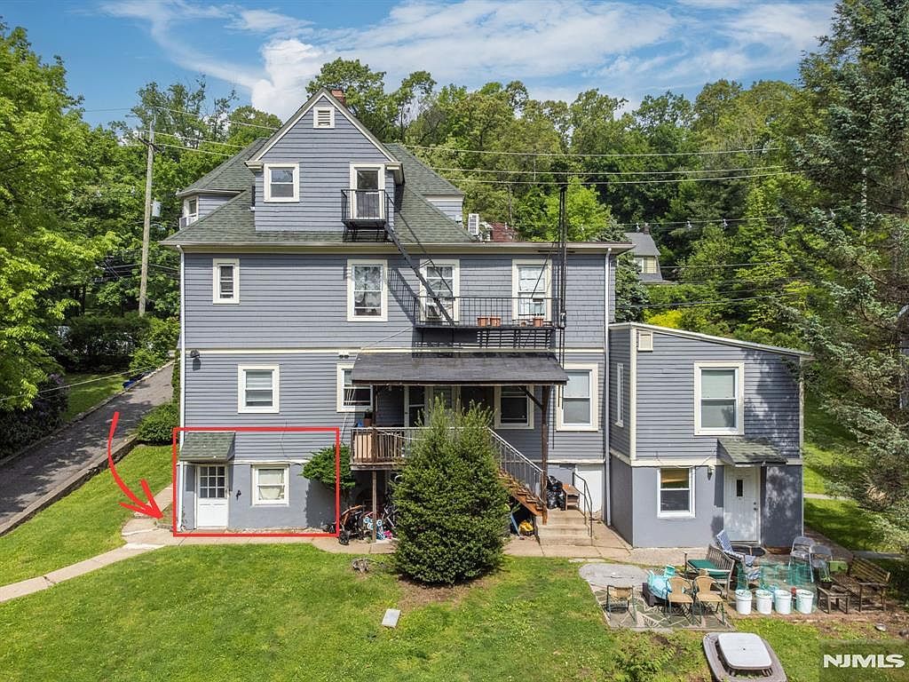 1283 Valley Rd APT 7 Montclair, NJ 07043 - Thumbnail 4