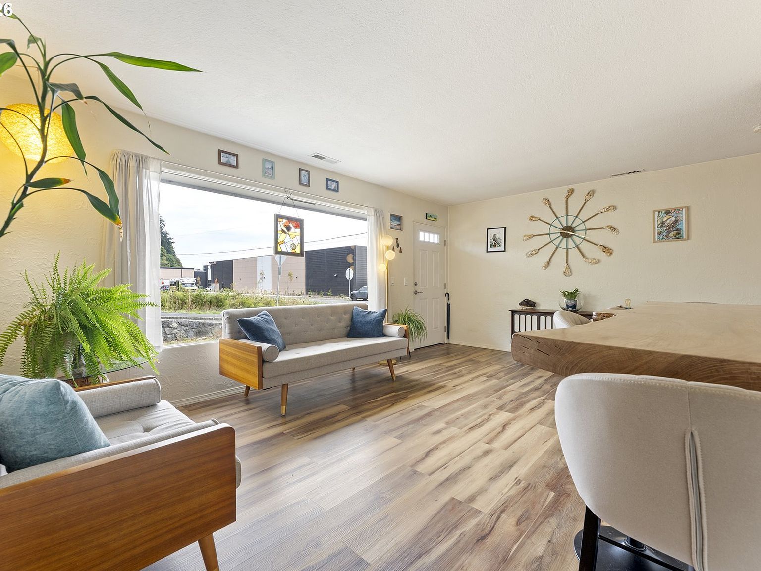 2185 N 8th St Coos Bay, OR 97420 - Thumbnail 4