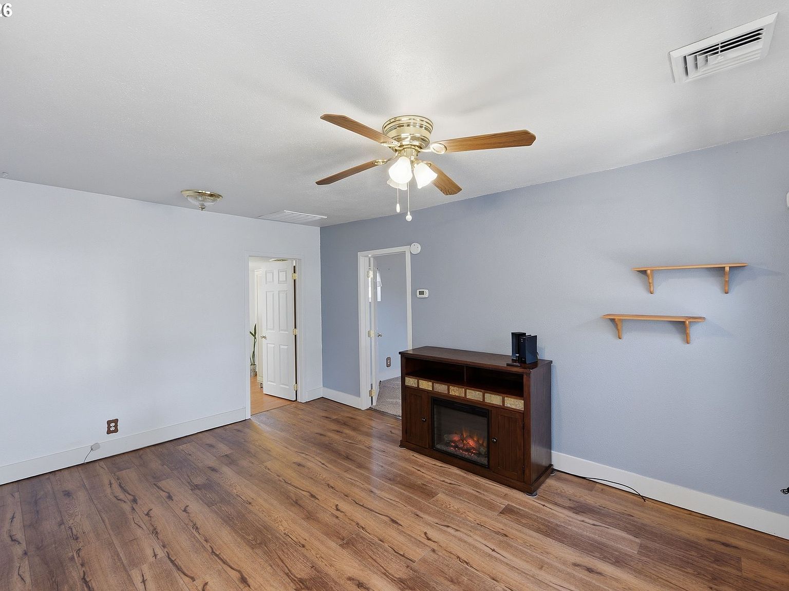 376 S Wall St Coos Bay, OR 97420 - Thumbnail 4