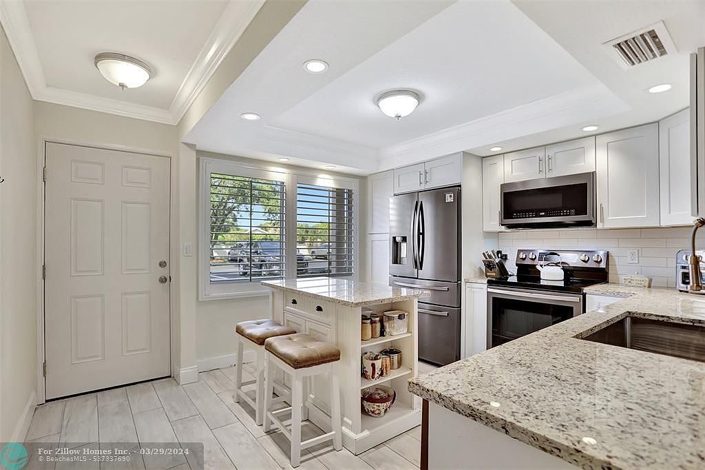 2004 Granada Dr APT J1 Coconut Creek, FL 33066 - Thumbnail 4