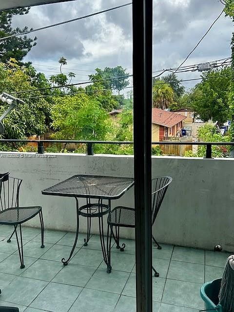 222 SW 1st St #H-6 Pompano Beach, FL 33060 | Condominium