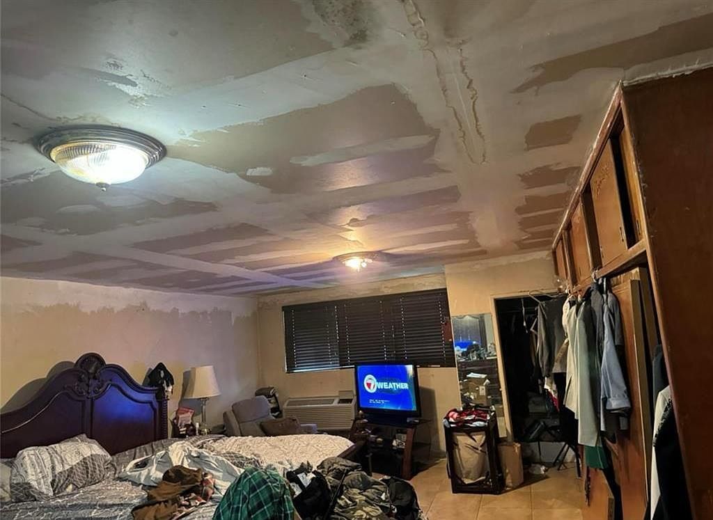 91 Bahman Ave Opa Locka, FL 33054 - Thumbnail 4