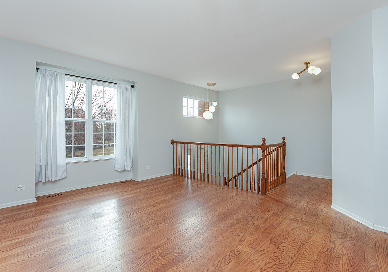 720 Thornbury Rd Bartlett, IL 60103 - Thumbnail 4