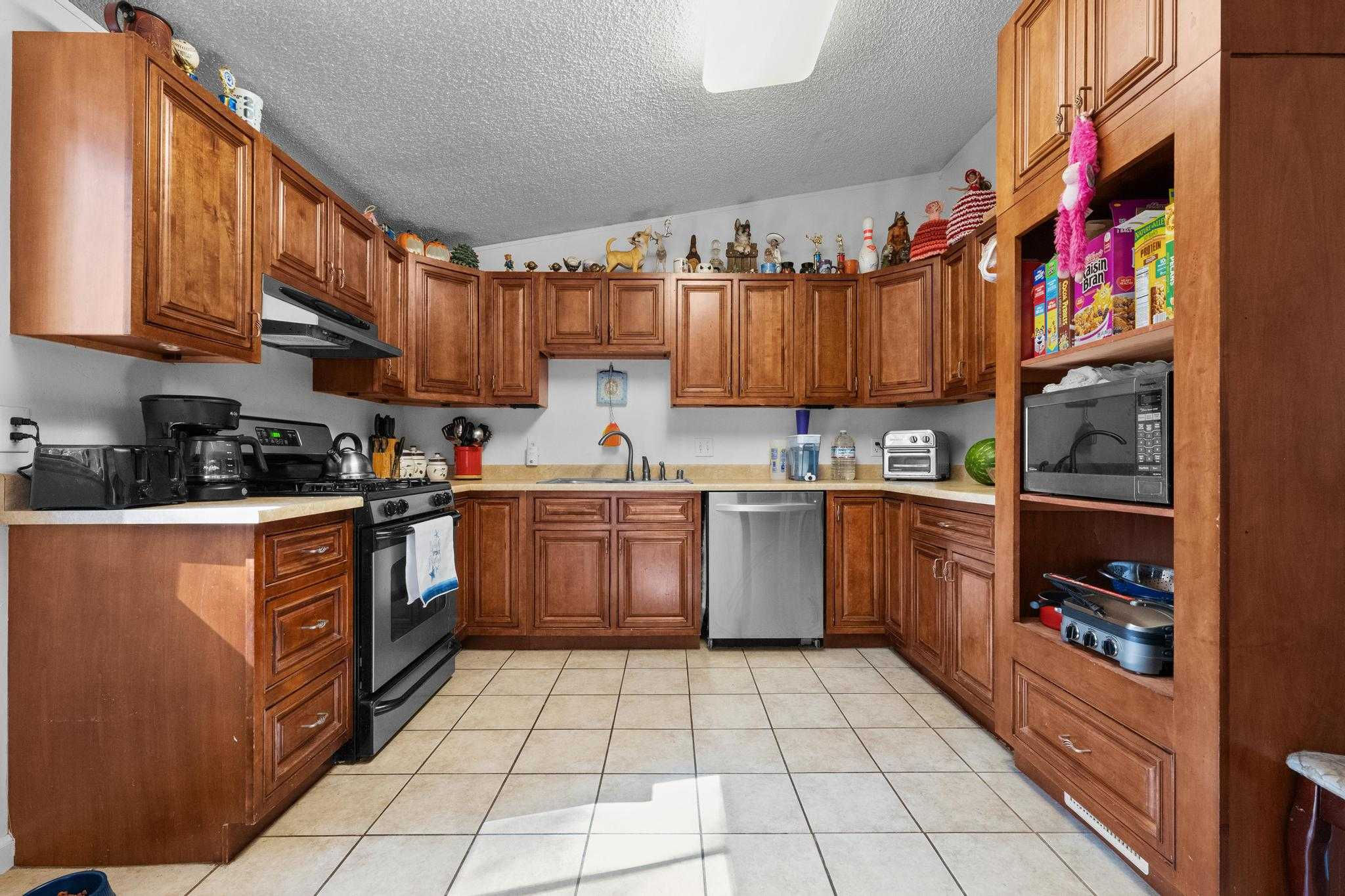 24748 Sherwood Road, Willits, CA, USA, 95490  | Single Family