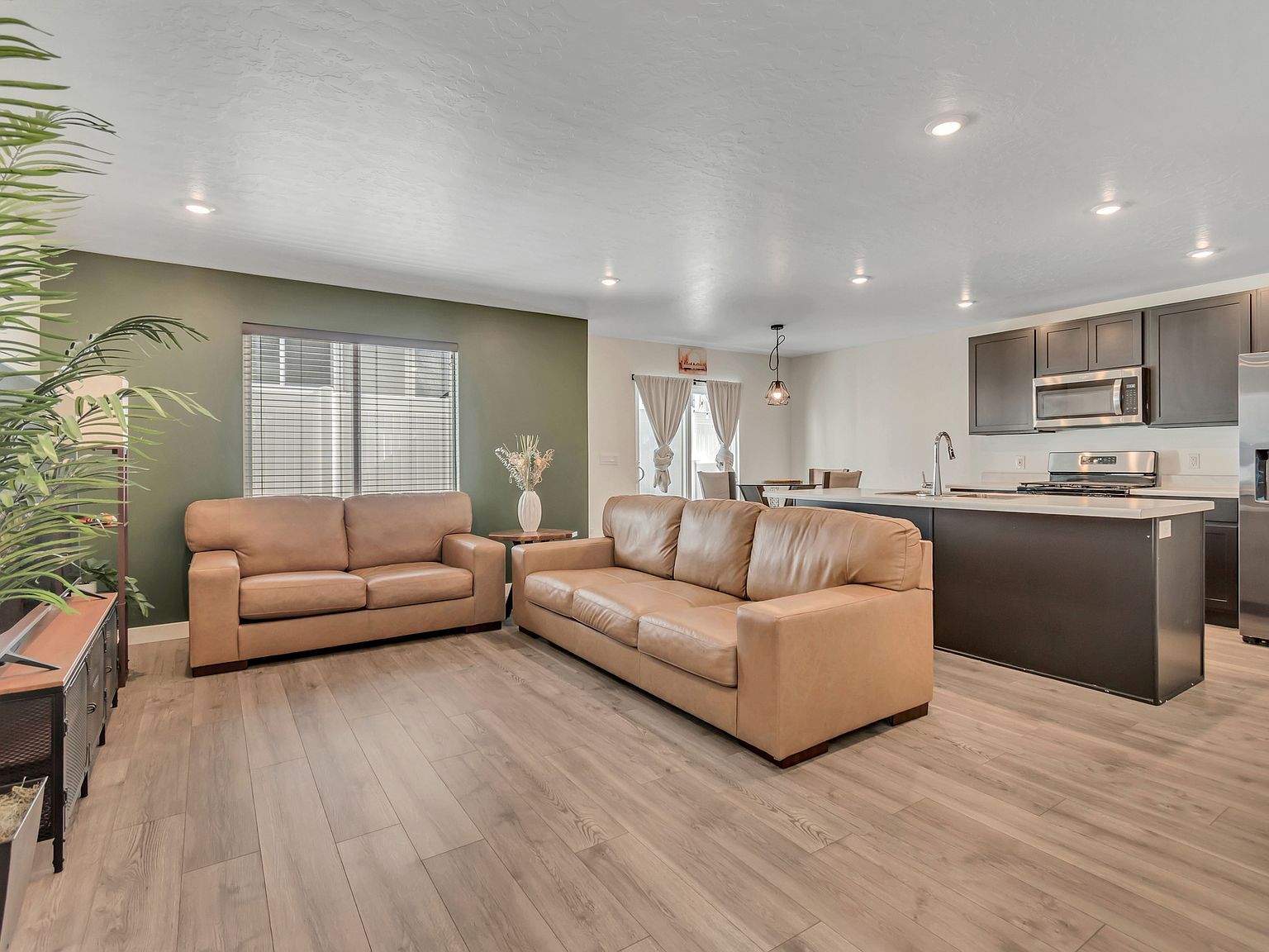 1918 N Patchwork Ave Tooele, UT 84074 - Thumbnail 4