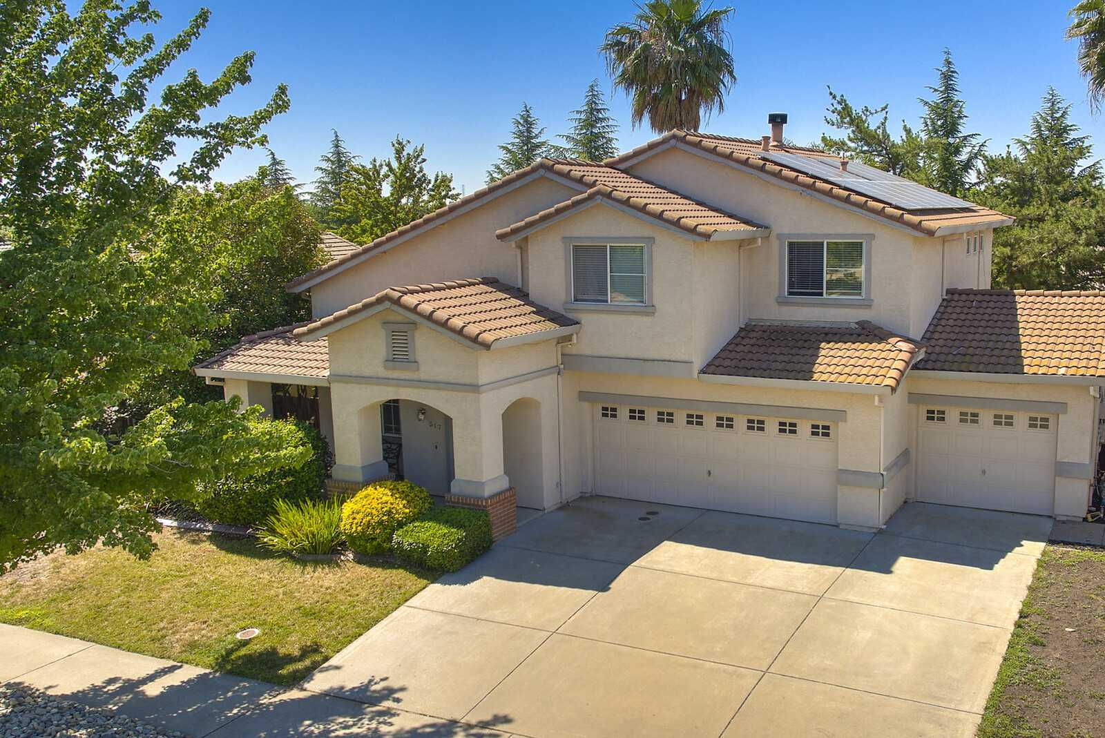 517 Alden Way, Roseville, CA, 95678 - Thumbnail 4