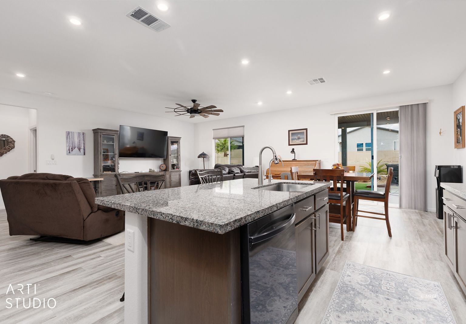 1059 Overlook Ln Mesquite, NV 89027 - Thumbnail 4