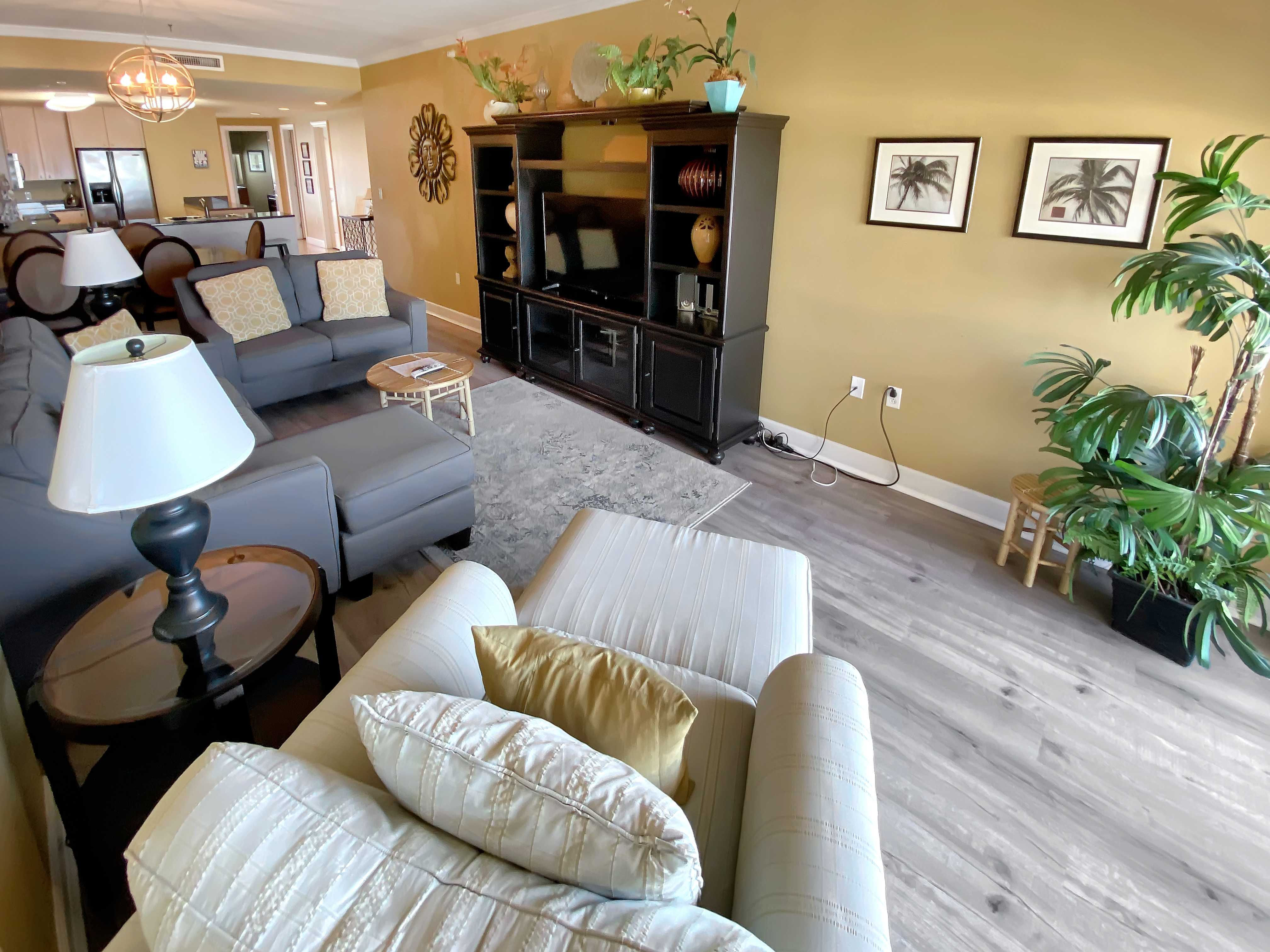 1899 Beach Boulevard unit 303, Biloxi, MS, USA, 39531 - Thumbnail 4