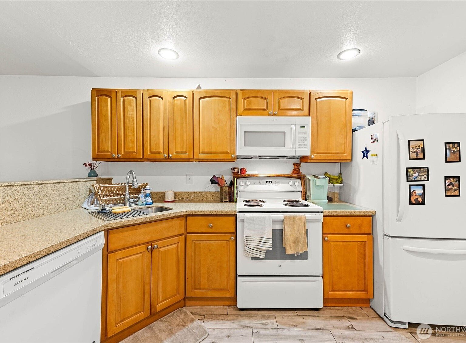 2100 S 336th St APT B4 Federal Way, WA 98003 - Thumbnail 4