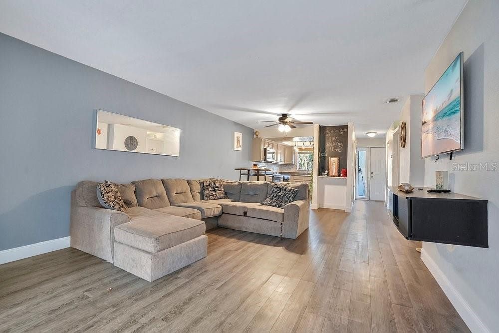 404 Country Ln NE #404 Winter Haven, FL 33881 - Thumbnail 4