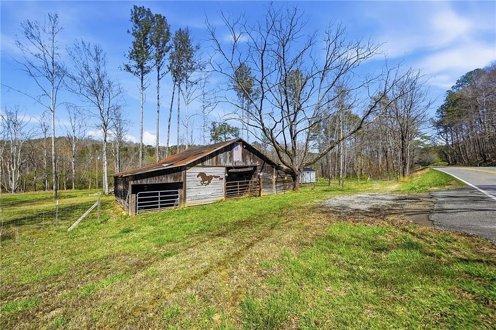 12100 Reinhardt College Pkwy #1 Waleska, GA 30183 - Thumbnail 4