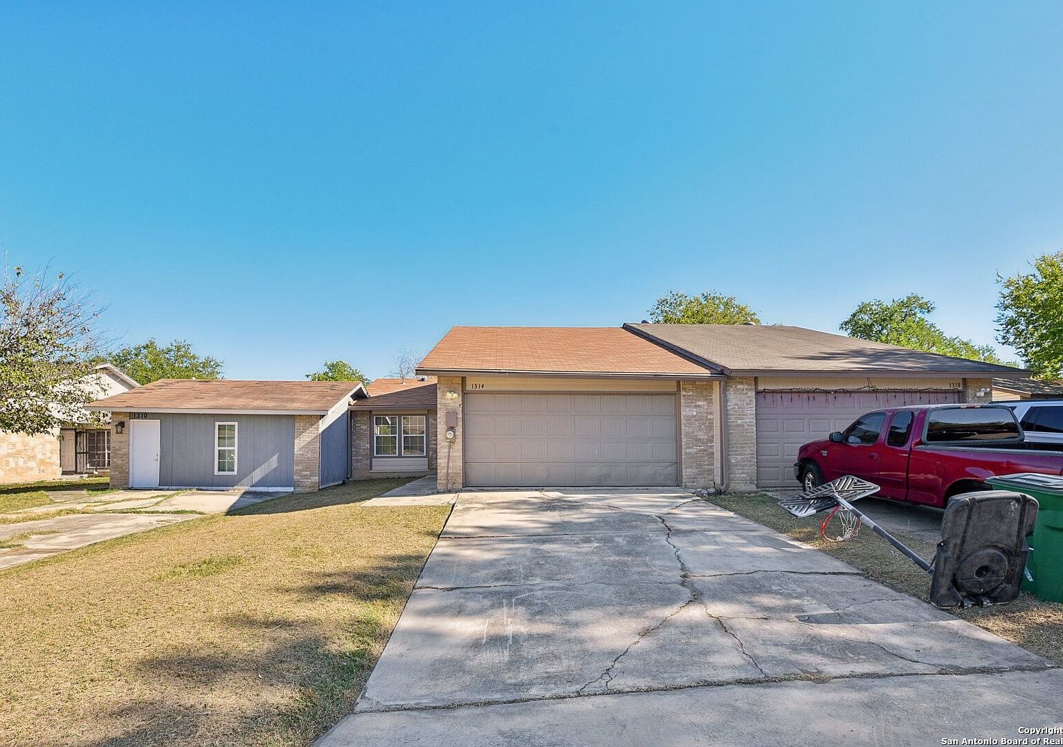 1314 Bitterlake San Antonio, TX 78245 - Thumbnail 4