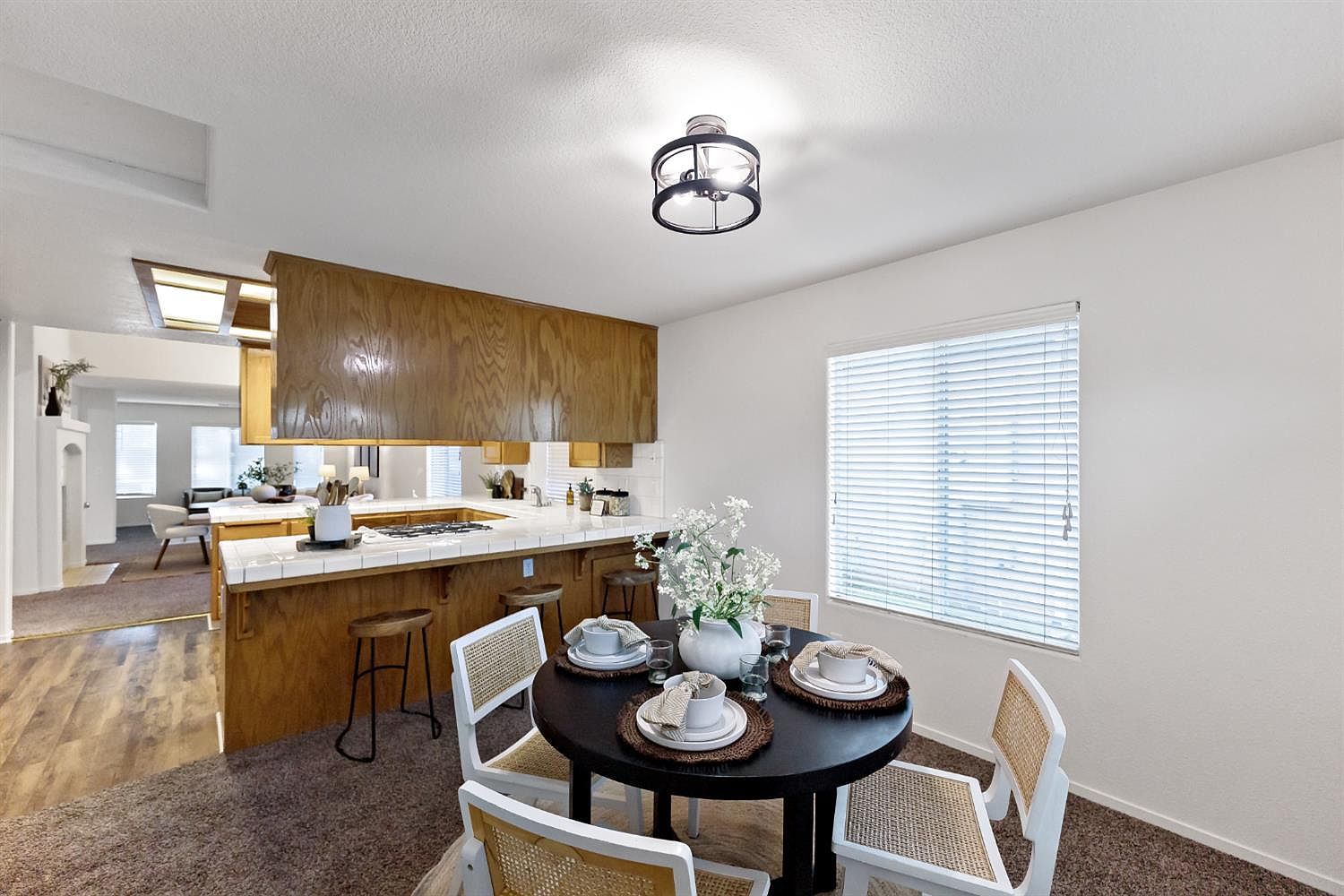 8847 N Woodrow Ave Fresno, CA 93720 - Thumbnail 4