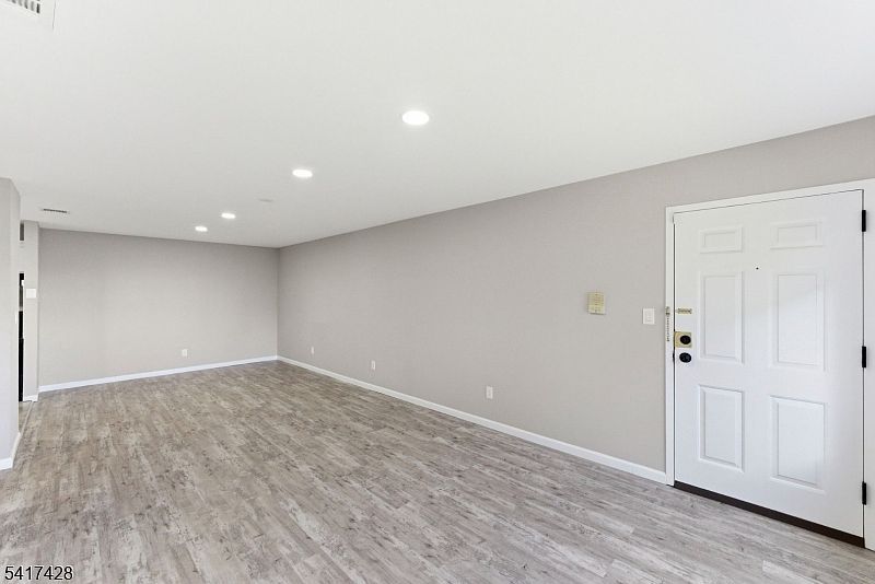 100 Watsessing Ave APT 5 Bloomfield, NJ 07003 - Thumbnail 4