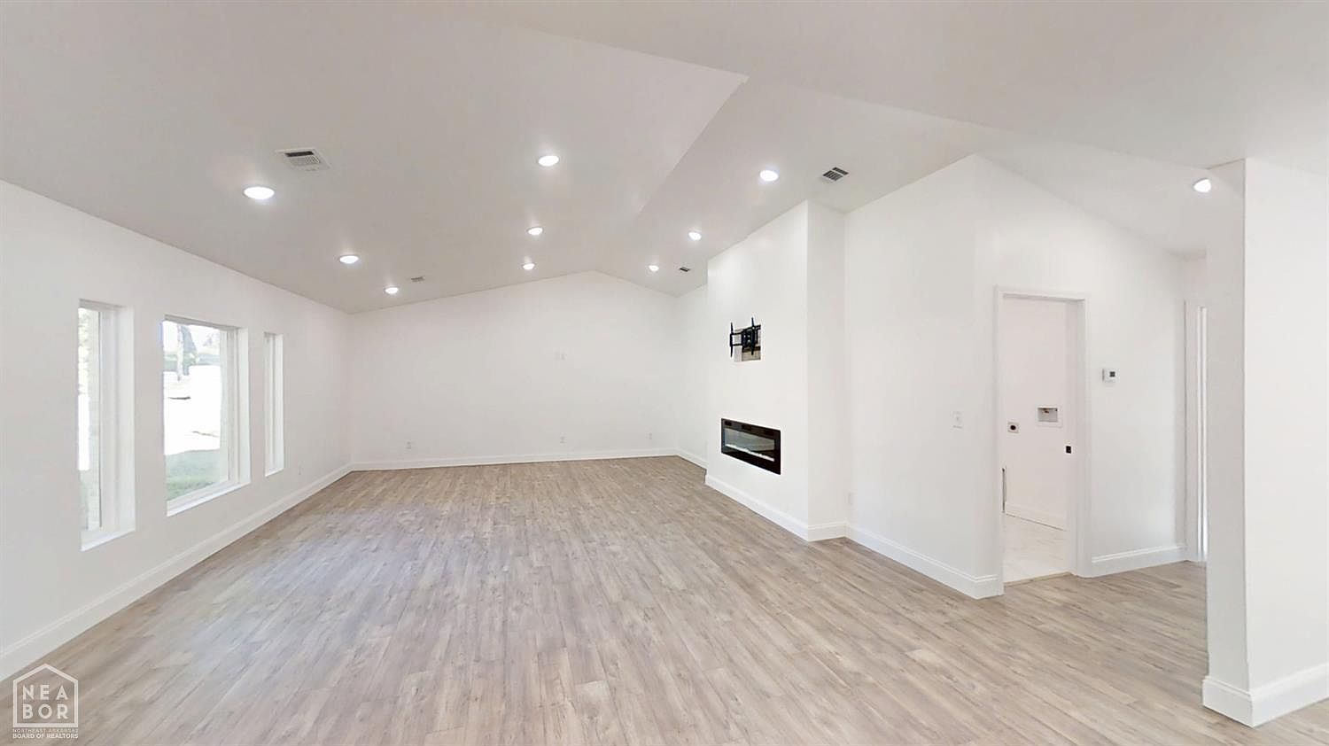 301 E Griffin St Harrisburg, AR 72432 - Thumbnail 4