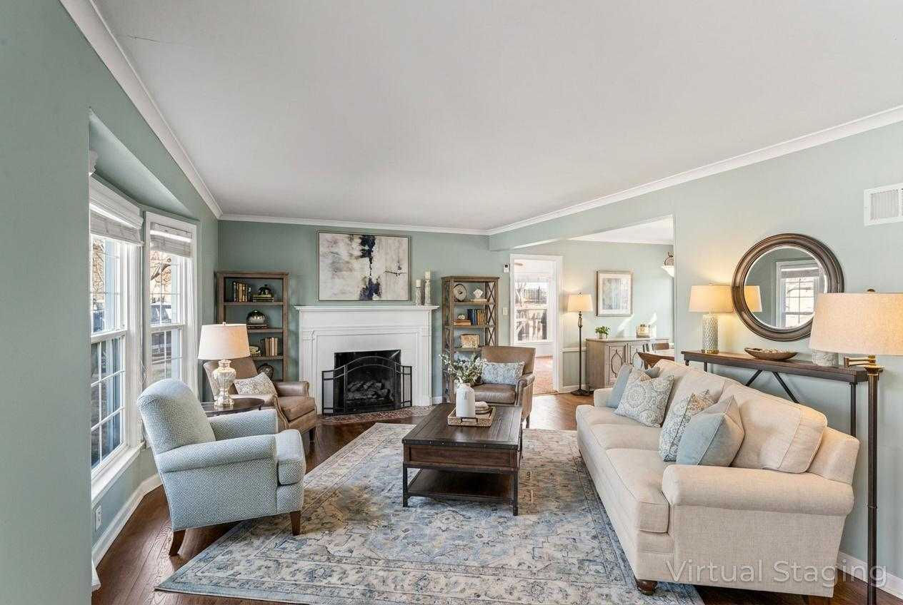 415 East 65th Terrace, Kansas City, MO, USA, 64131  | Single Family