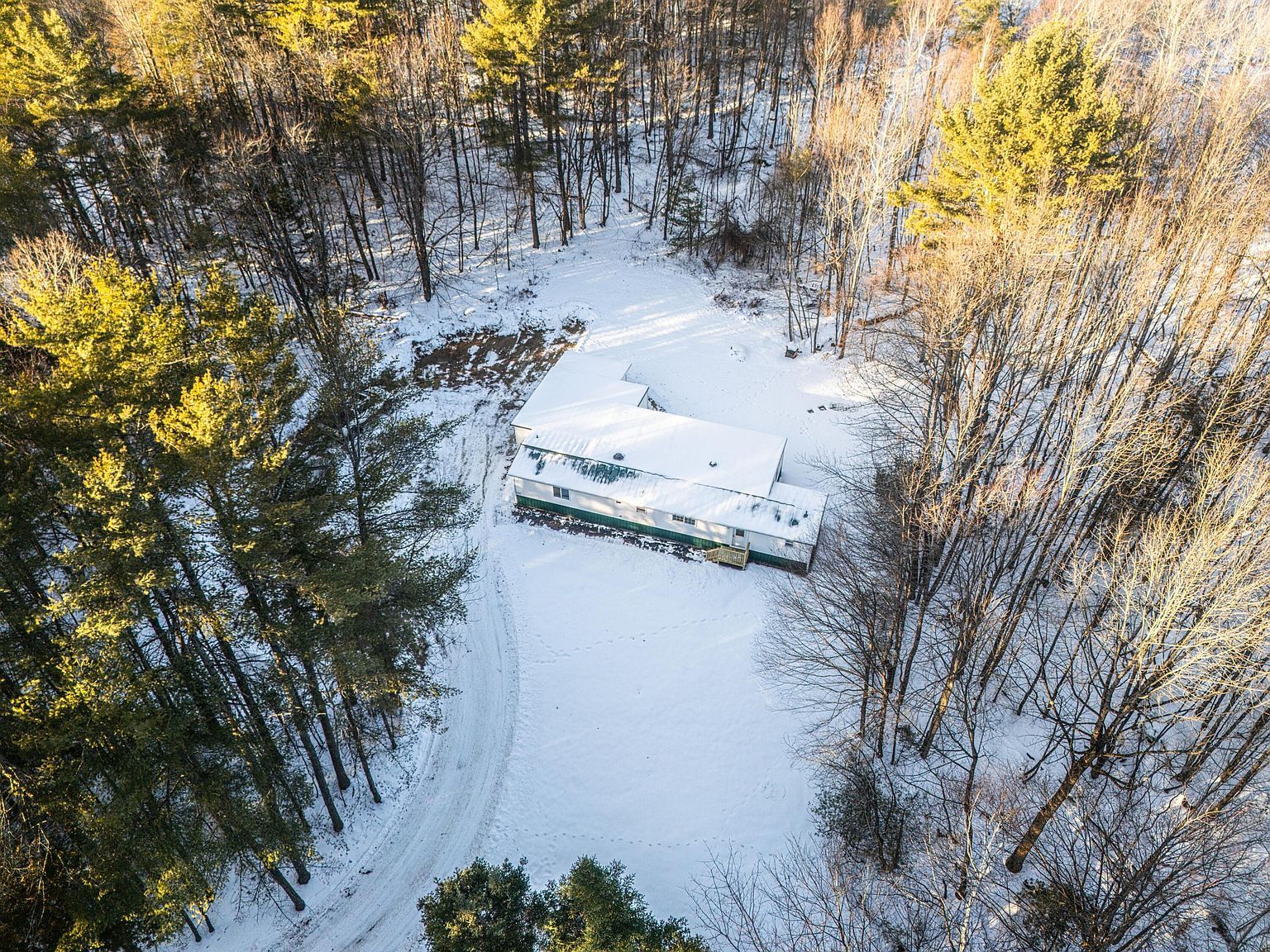 22 Hardwood Ln Fairfield, ME 04937 - Thumbnail 4