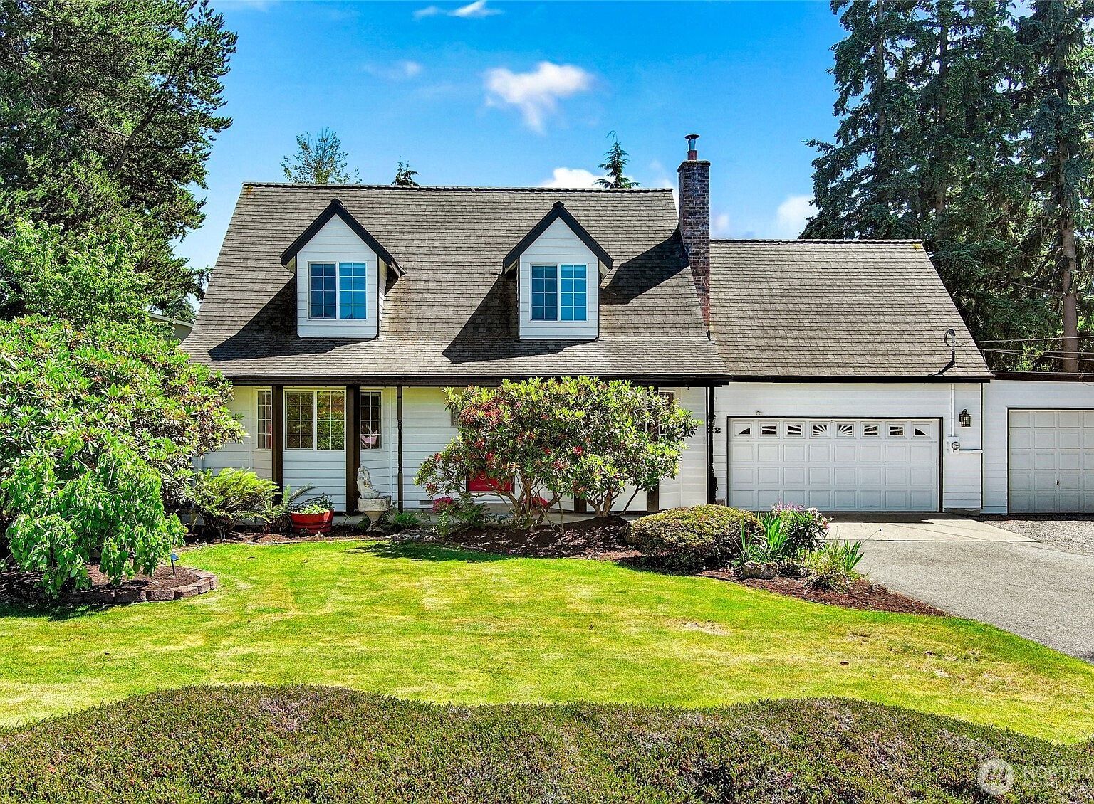 122 Bellflower Rd Bothell, WA 98012 - Thumbnail 4