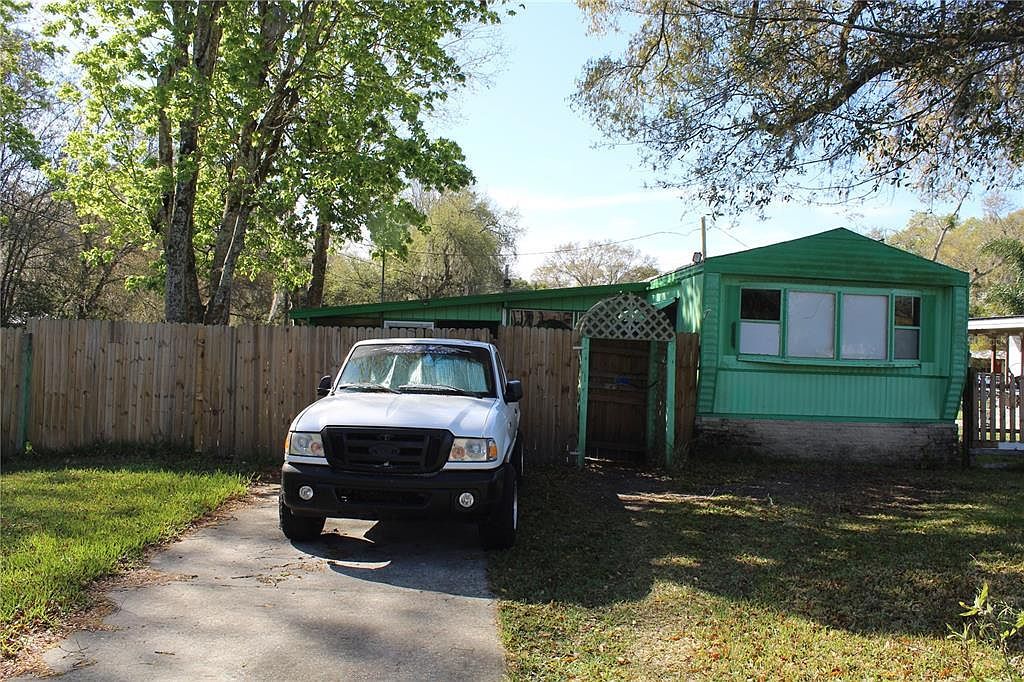 2402 W Highland St Lakeland, FL 33815 - Thumbnail 4