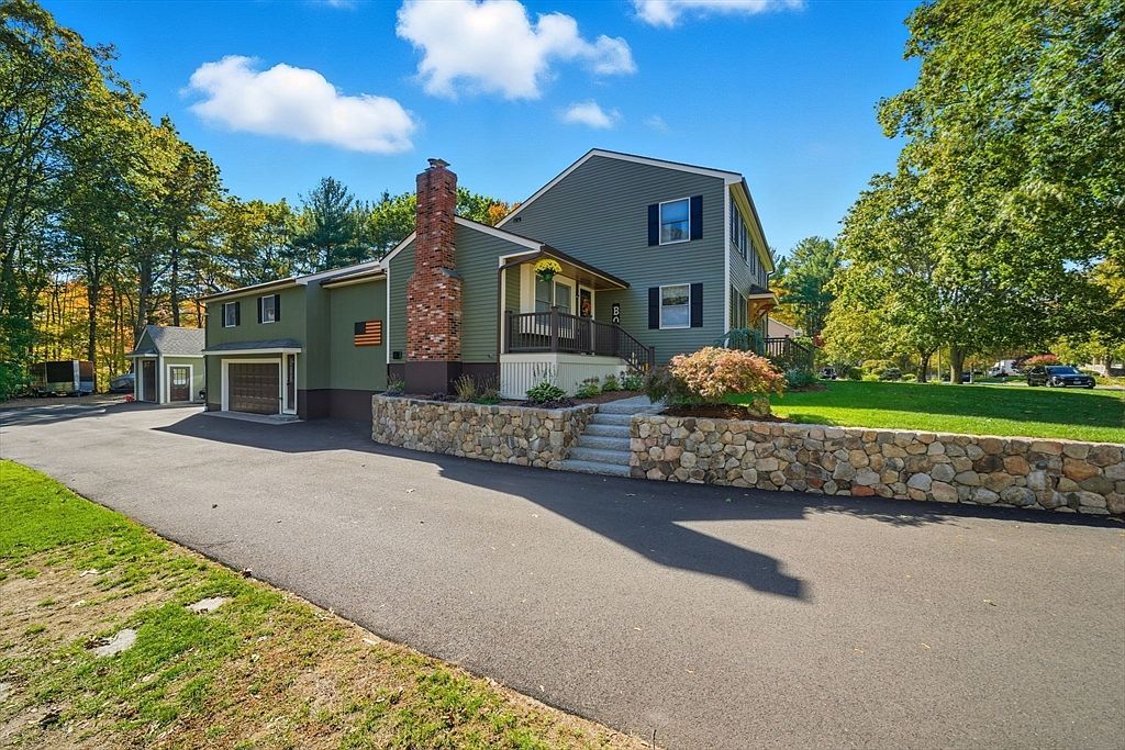 11 Patchs Pond Ln Wilmington, MA 01887 - Thumbnail 4