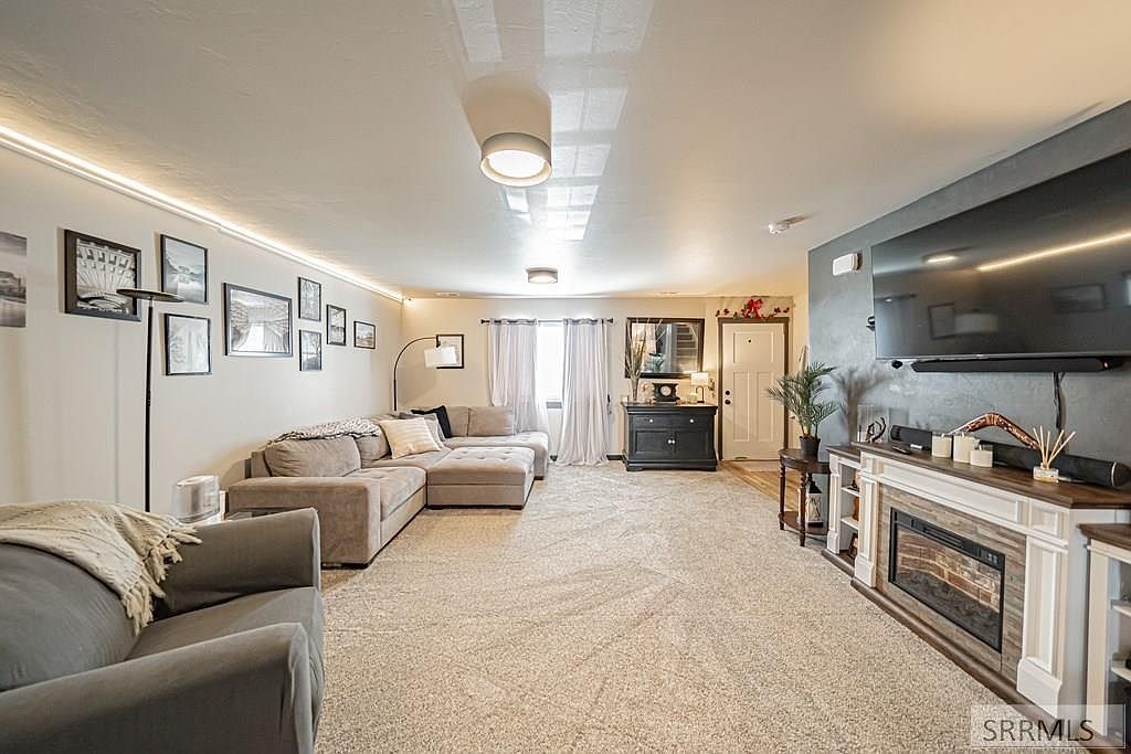 2015 Lawrence Ln #404 Blackfoot, ID 83221 - Thumbnail 4