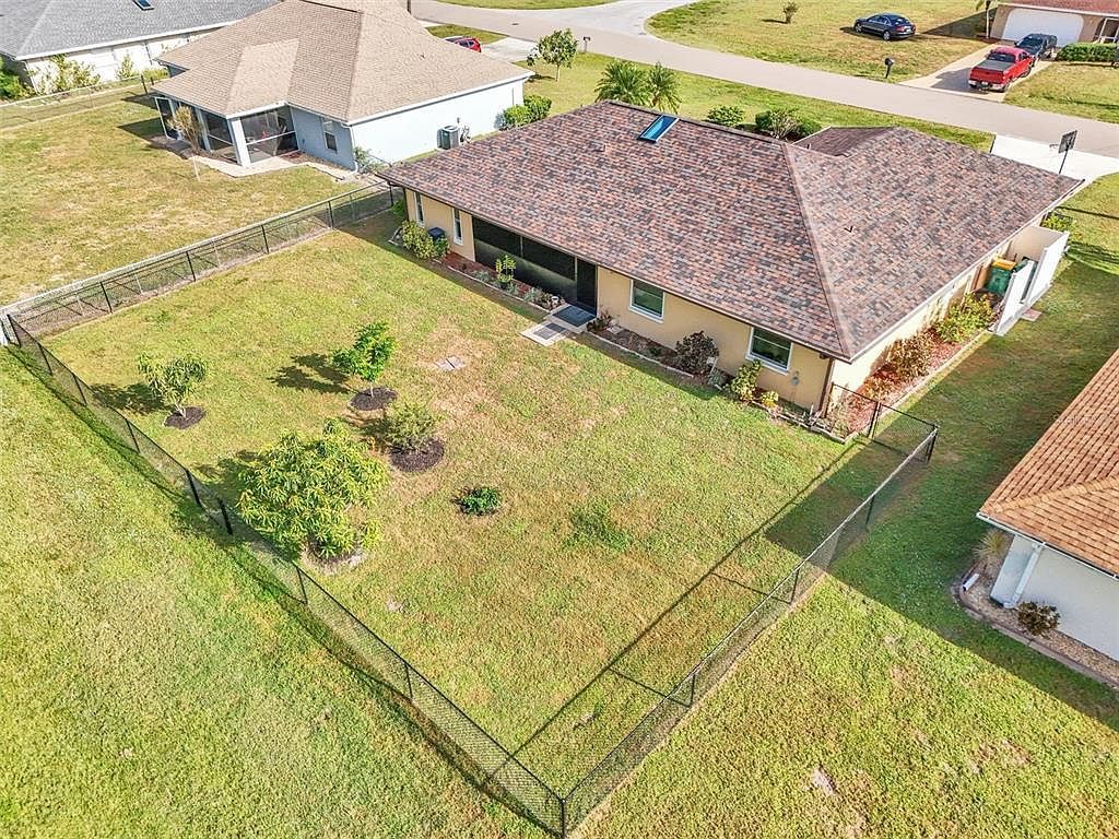 1716 Blue Lake Cir Punta Gorda, FL 33983 - Thumbnail 4