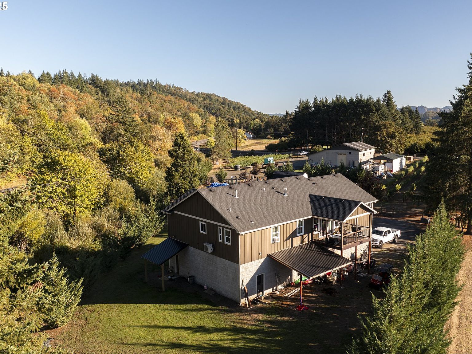 161 Lower Garden Valley Rd Roseburg, OR 97471 - Thumbnail 4