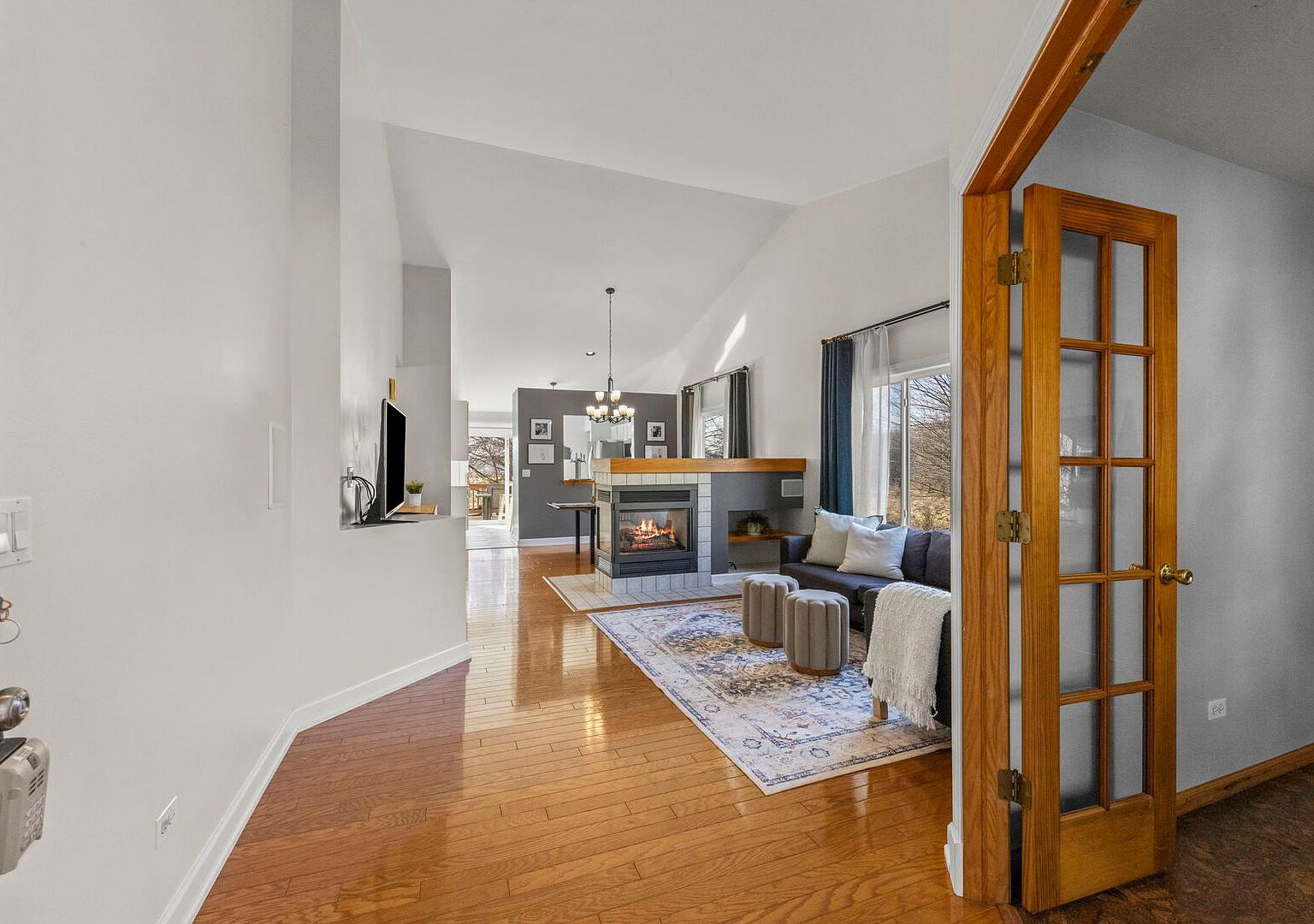 687 Springwood Dr Joliet, IL 60431 - Thumbnail 4