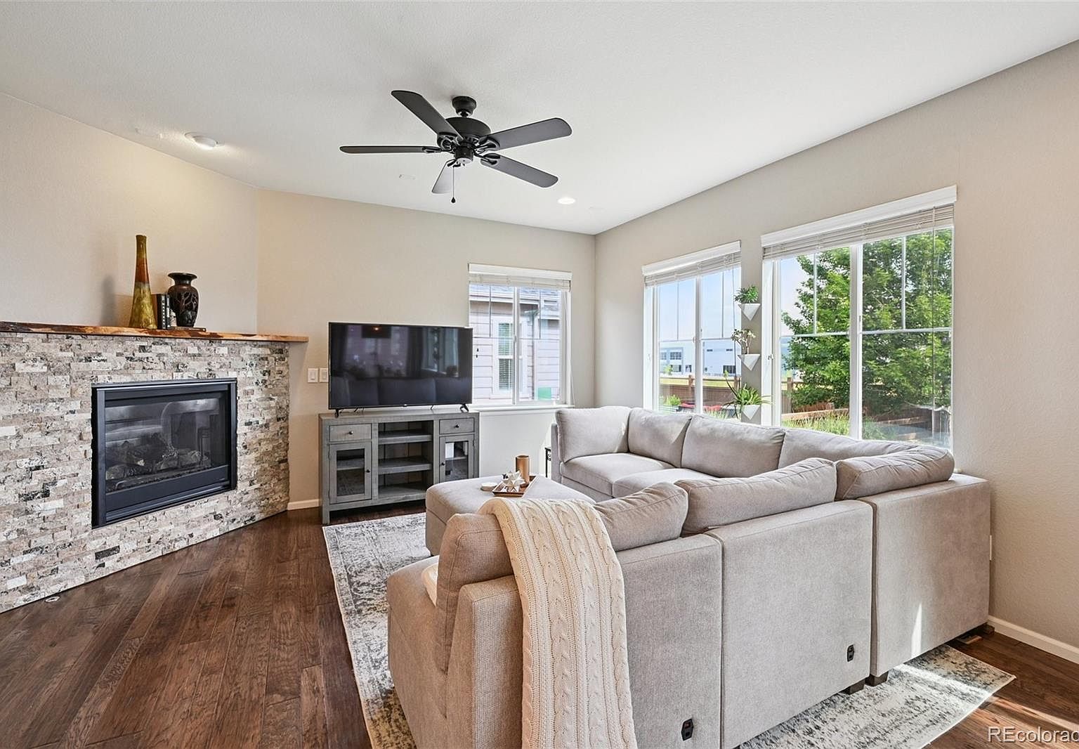 20046 W 93rd Ave Arvada, CO 80007 - Thumbnail 4