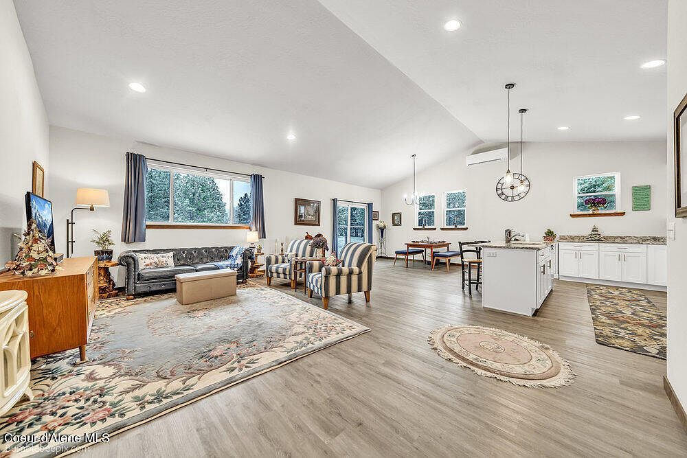 39 James Way Oldtown, ID 83822 - Thumbnail 4