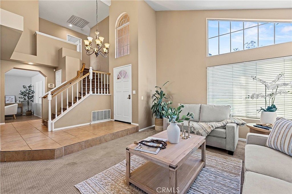 27604 Firebrand Dr Castaic, CA 91384 - Thumbnail 4