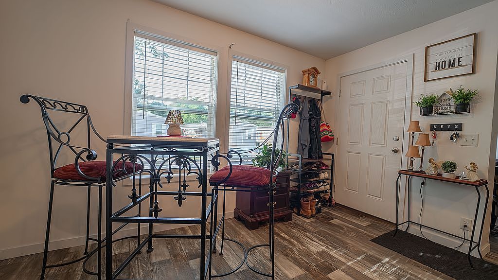 147 Coral Ave Portage, IN 46368 - Thumbnail 4