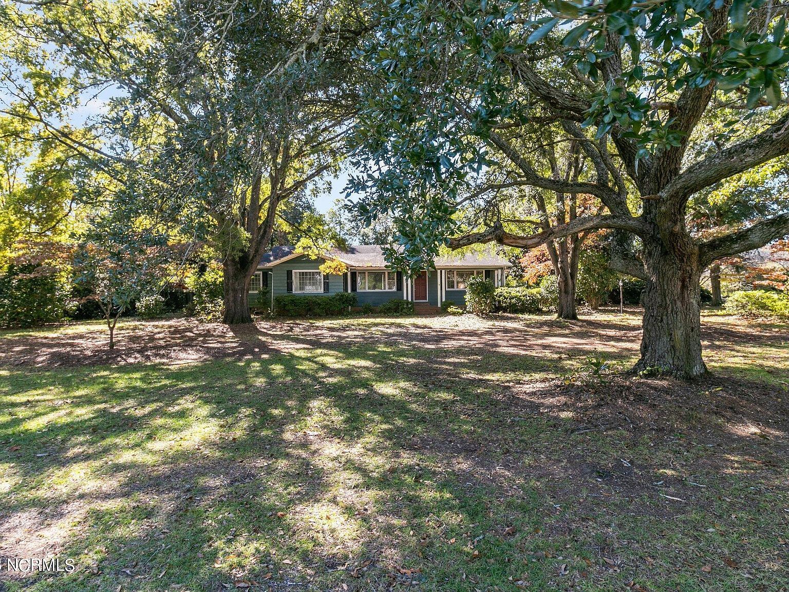 521 S Main St Broadway, NC 27505 - Thumbnail 4