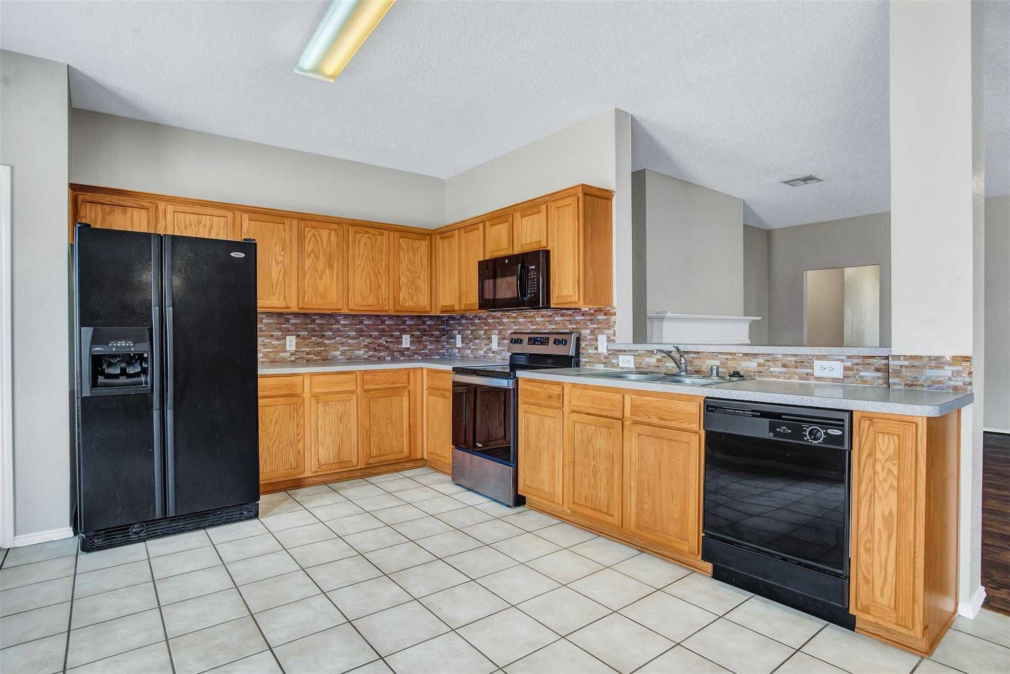 9920 Carter Drive, McKinney, TX, USA, 75070 - Thumbnail 4