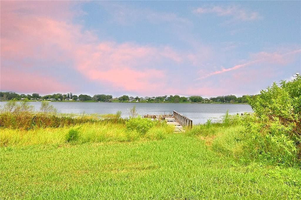 1380 Lucerne Loop Rd NE Winter Haven, FL 33881 - Thumbnail 4