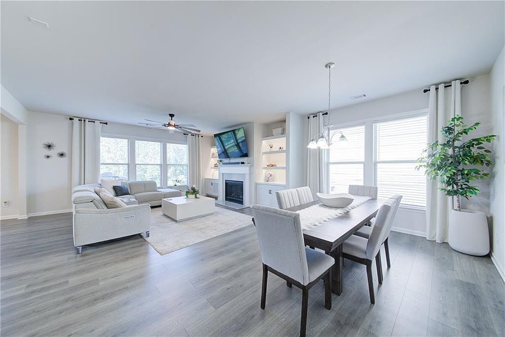 4160 Manor Overlook Dr Cumming, GA 30028 - Thumbnail 4