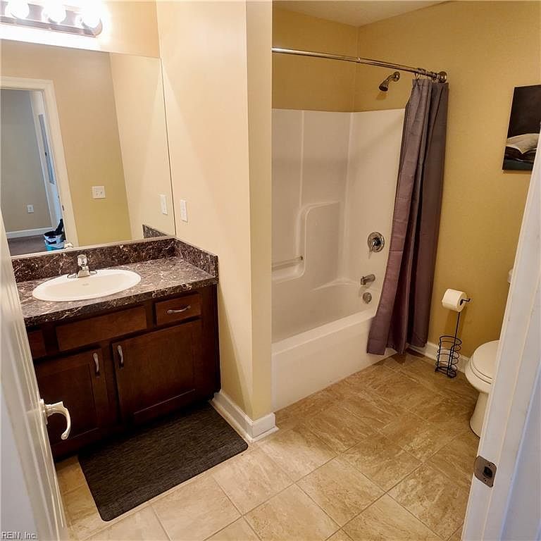 1016 Thoroughgood Way APT 101 Chesapeake, VA 23324 - Thumbnail 4