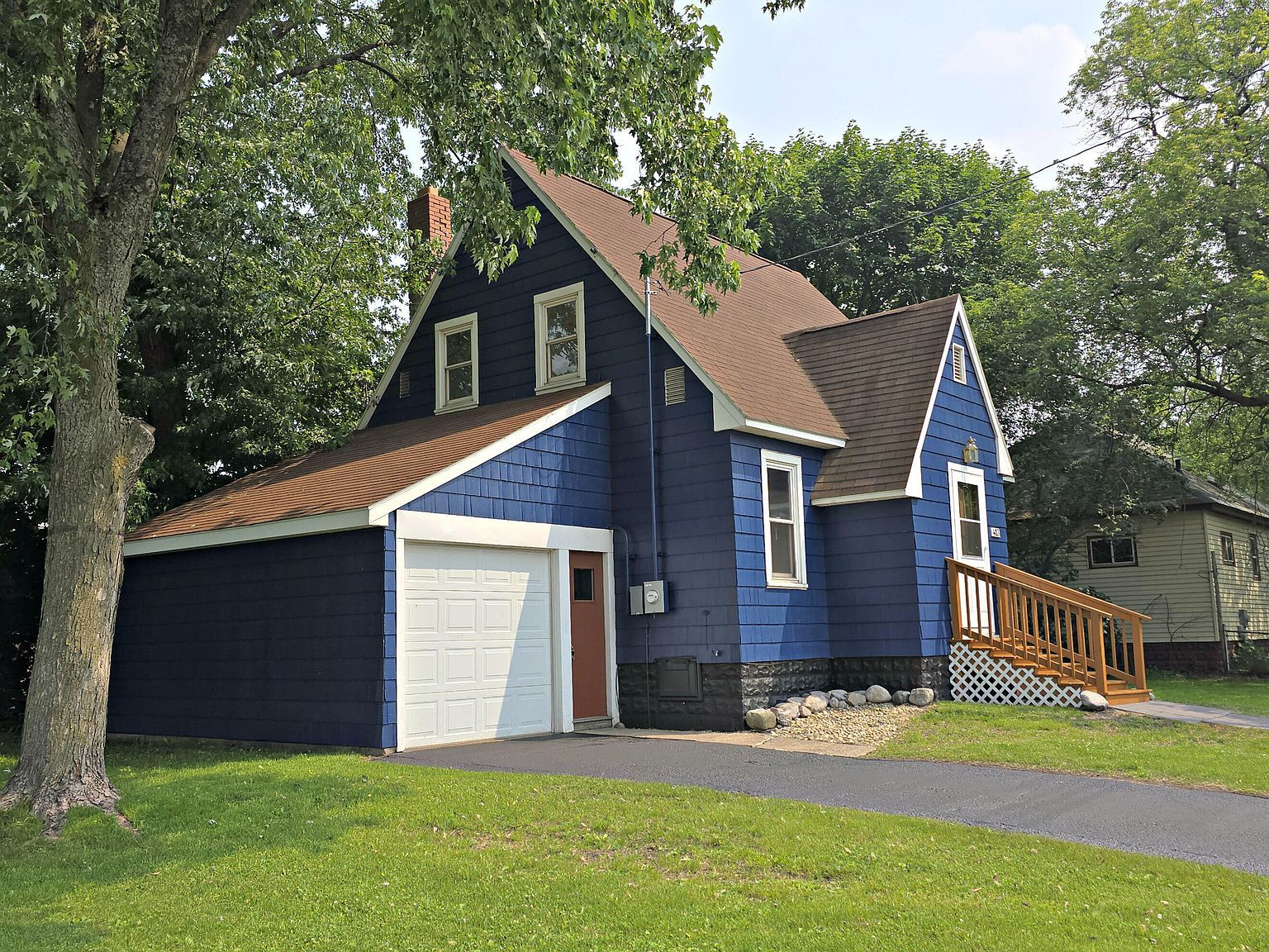 403 Pine St Sault Sainte Marie, MI 49783 - Thumbnail 4