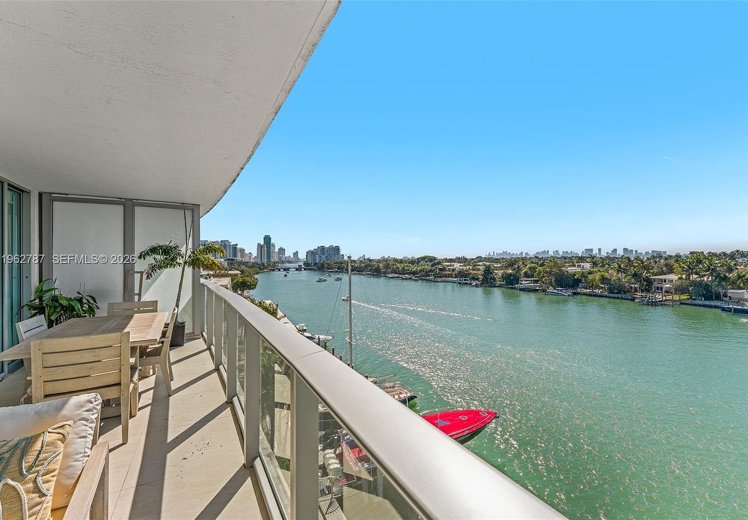 6620 Indian Creek Dr APT 609 Miami Beach, FL 33141 - Thumbnail 4