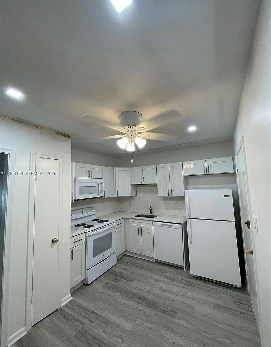 2251 NW 48th Ter APT 215 Fort Lauderdale, FL 33313 - Thumbnail 4