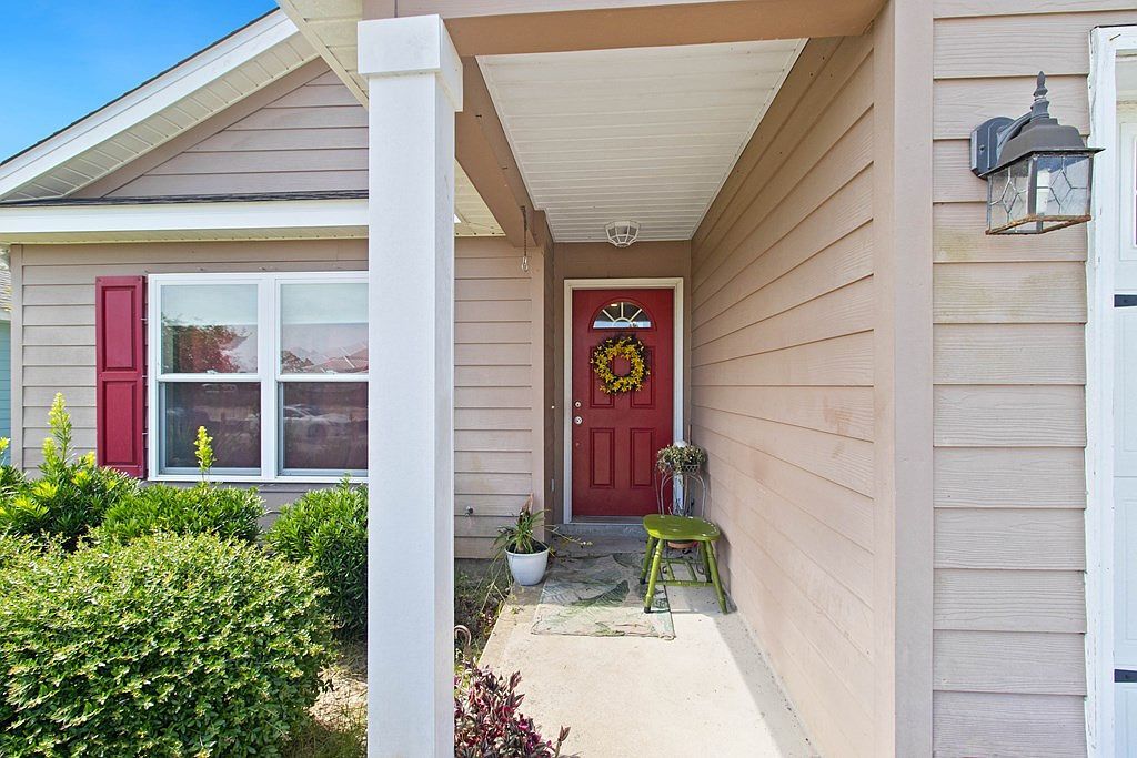 112 Kaelyn Ln Port Saint Joe, FL 32456 - Thumbnail 4